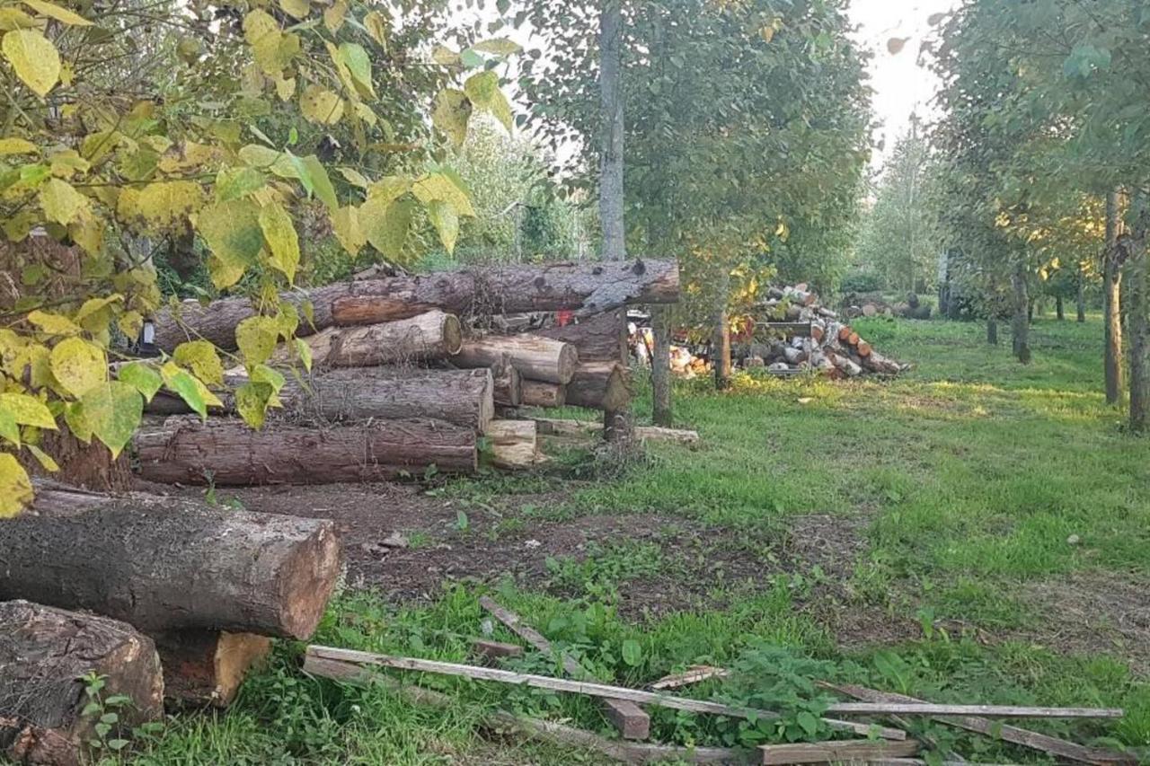 Charming 2-Bed Cabin In Сътън Колдфийлд Екстериор снимка